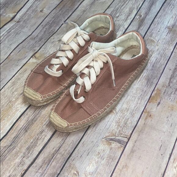 NWOT Soludos Espadrille Sneaker 9 - Picture 1 of 4